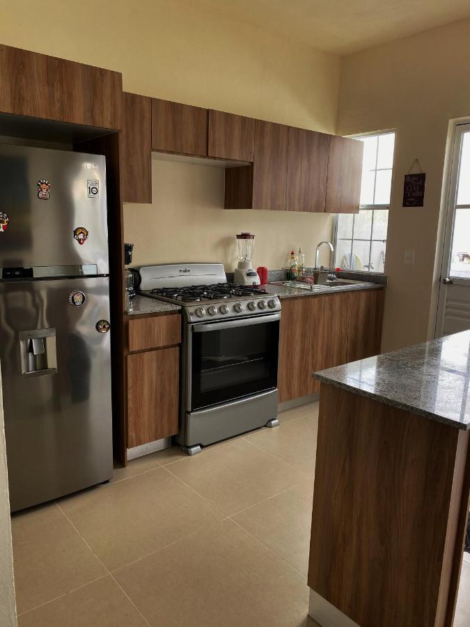Cozy Family Vacation Home Near The Beach! Плая-дель-Кармен Экстерьер фото